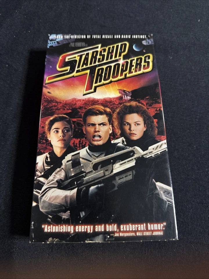 Starship Troopers (VHS, 1997) - Image 1 of 1