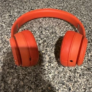 Beats by Dr. Dre Solo3 Cuffie auricolari wireless - Rosso - Foto 1 di 8