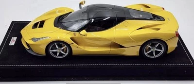 1:18 Ferrari LAFERRARI Yellow Modena MR Model Collection FE09B - Immagine 1 di 4