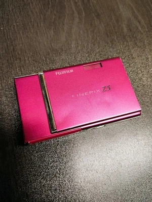 Fujifilm FinePix Z5fd Pink Retro CCD Compact Digital Camera | Tested Works - Image 1 of 4