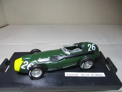 Brumm 1/43 Vanwall #26 Italian GP 1958 Stirling Moss R199 - Image 1 of 4