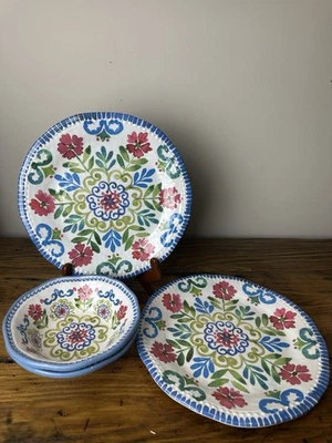 Tommy Bahama Floral Melamine (2) Dinner Plates (2) Bowls outdoor summer serving - Image 1 of 4