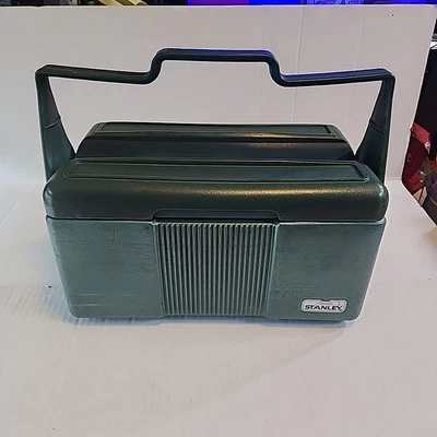 Refrigerador vintage Stanley Aladdin nº 37210 verde lancheira 06/80 Nashville feito nos EUA - Imagem 1 de 4