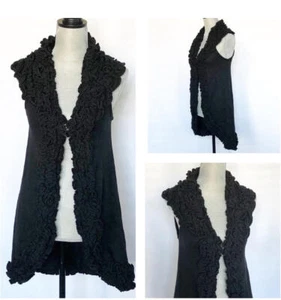Alice + Olivia Black Ruffle Knit Sweater Vest Womens Sleeveless Top Size SP - Picture 1 of 3