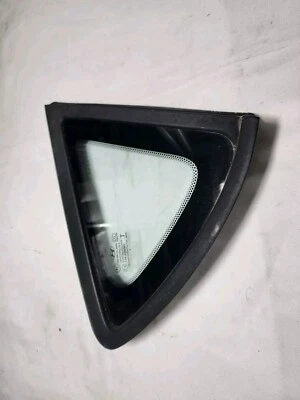 Quarto de vidro 2012 - 2017 Hyundai Accent Drivers (TRASEIRO ESQUERDO) - Imagem 1 de 4