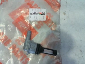 RACCORDO CPL. SERBATOIO CARBURANTE SPORT CITY APRILIA AP8104071 - Imagen 1 de 1