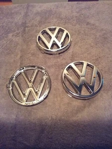 1x segno originale VW Golf Jetta syncro Polo Derby 165853601A 165853601 - Foto 1 di 3