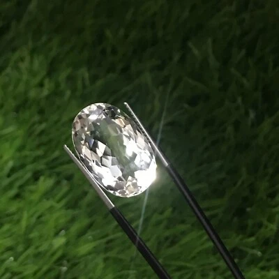 16.5 Ct Natural White Quartz Hand Made Full Luster Loose Gemstone From Pakistan - Image 1 of 4