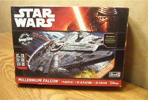 REVELL STAR WARS MILLENNIUM FALCON BUILD & PLAY MODEL KIT #1633 - Picture 1 of 2