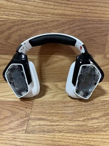 Logitech G933 Wired RGB Gaming Over the Ear Headset - Matte White EUC - Picture 1 of 9