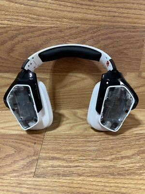 Logitech G933 Wired RGB Gaming Over the Ear Headset - Matte White EUC - Image 1 of 4