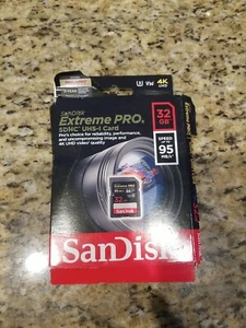SanDisk Extreme 32GB SD Class 10 SDHC Memory Card - SDSDXXG-032G-GN4IN - Picture 1 of 7