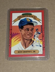 1990 DONRUSS #4 - KEN GRIFFEY JR. DIAMOND KINGS   - Picture 1 of 3
