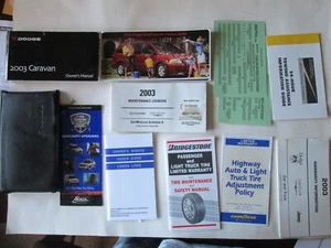 2003 Dodge Caravan Owners manual many books for this car cover complete? maybe - Bild 1 von 17