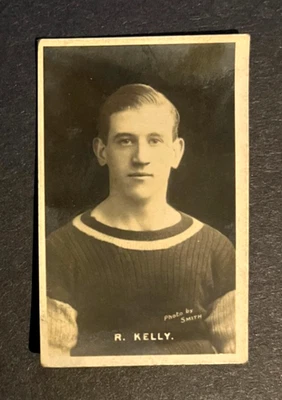 DC THOMSON FAMOUS BRITISH FOOTBALLERS 1921 KELLY BURNLEY - Image 1 of 2