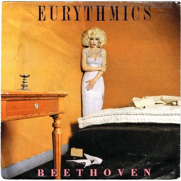 Eurythmics -  Beethoven (I Love To Listen To) / Heaven 7" 45 giri - Immagine 1 di 1