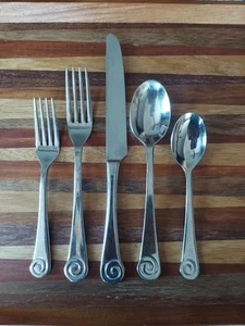 Ginkgo Ammonite Korea 5pc Glossy Helmick Welch 18/10 Stainless Flatware - Picture 1 of 8