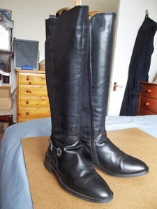 DOROTHY PERKINS, VESTIBILITÀ AMPIA, BELLISSIMI STIVALI ALTI AL GINOCCHIO MORBIDI IN ECOPELLE NERA - UK5 - Foto 1 di 12
