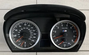 Original BMW E92/E93 M3 S65B40 Instrumentencluster/Uhren - 131K Meilen - Bild 1 von 3