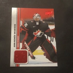 2023 Upper Deck Team Canada Red Foil Base #42 Ann-Renee Desbiens - Women's PWHL - Imagen 1 de 2