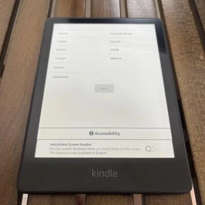 Amazon Kindle Paperwhite 11th generation 16GB 6.8 Inch Wi-fi Without Ads Used - Image 1 of 2