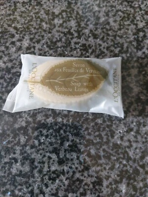 L’Occitane En Provence Soap with Verbena Leaves (25g) Travel Size - Image 1 of 3