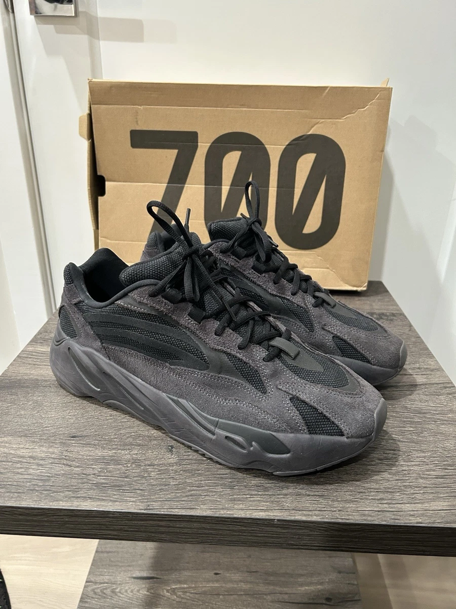 イージーブースト 700 V2 VANTA 26.5 ADIDAS YEEZY BOOST 700 V2 VANTA SIZE 5.5/6/ 6.5/7/10.5 **SHIPS