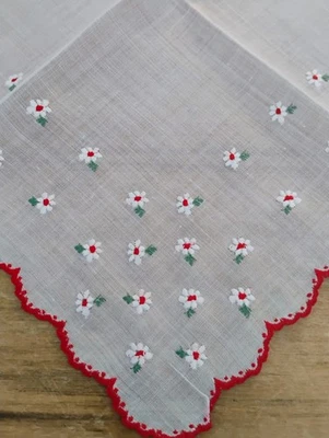 Vgt White Daisies Red Centers Embroidered White Batiste Hankie Handkerchief - Image 1 of 3
