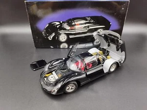 1:18 Exoto MotorBox Gold Label Porsche 910 - Foto 1 di 12