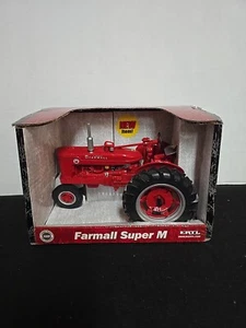 1/16 Ertl Case IH Diecast Farmall Super MTA Diesel Tractor 2007 - Picture 1 of 11