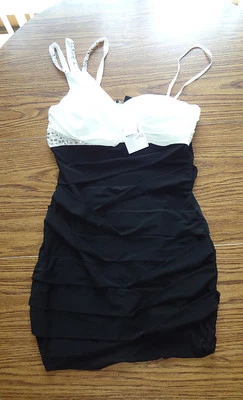 City Triangles Juniors Size Large Black and Ivory Formal Dress – Brand New - Image 1 of 2