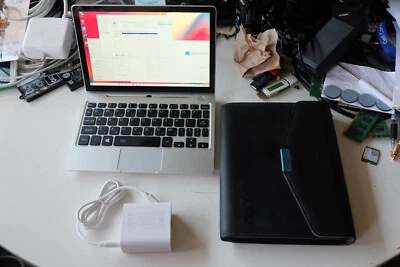 GPD P2 Max Celeron 3965Y 1.50 GHz / 256 SSD / 8 GB / 8.9” Touchscreen - Image 1 of 4