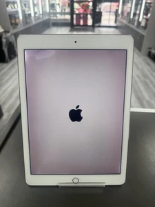 Apple iPad Pro 1st Gen. 256GB, Wi-Fi, 10.5 in - Rose Gold - Picture 1 of 5