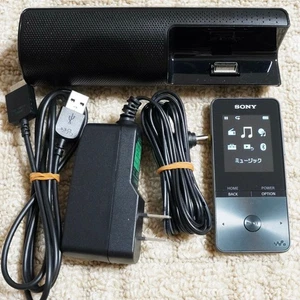 Sony Walkman NW-S313 B Black + Speaker Set Portable MP3 Player Excellent - Picture 1 of 19