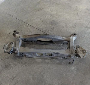 2001-2013 Toyota Highlander Rear AWD Subframe Crossmember Engine Cradle Oem - Picture 1 of 6