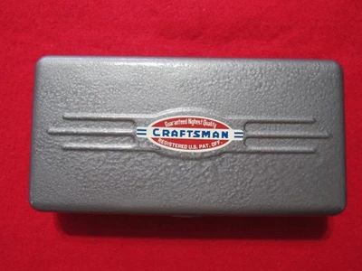 Juego de enchufes de accionamiento vintage Craftsman de 1/4" en una caja de metal - V= - logotipo del patrimonio Foto 1 de 4
