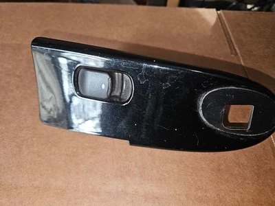 Saturn Sky Passenger Window Switch 07-09 OEM - Image 1 of 2