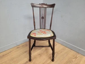 Antique Edwardian Petite Hall Bedroom Chair Spindle Back Padded Seat - Picture 1 of 15