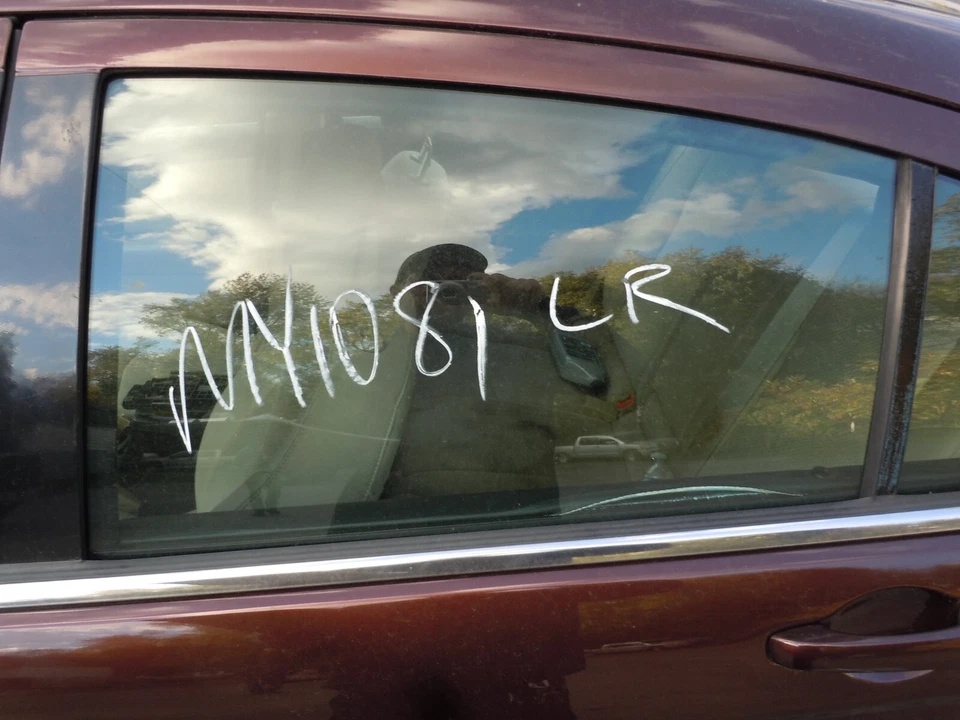 Chrysler 200 2011-2014 sedán puerta trasera ventana vidrio conductor izquierda izquierda OEM Foto 1 de 1