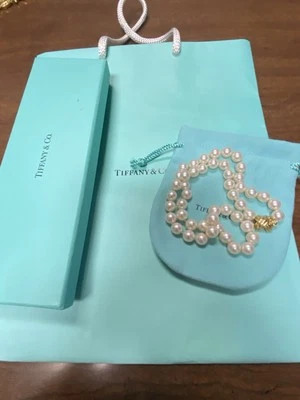 Collar Tiffany & Co. Oro Amarillo 18k 7.5-8 mm Perla Firma X 16" Foto 1 de 4