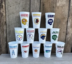 Bicchieri vintage in plastica NFL ICEE. Compra 1 a 5€ o tutto a 20€ - Foto 1 di 2