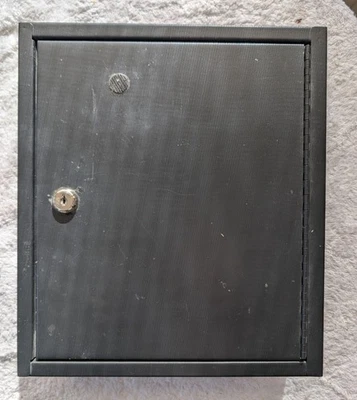 Key Box Wall Mount Metal Cabinet Lock 45 Keys - Image 1 of 4