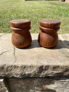 Vintage Midcentury Modern MCM klobige Drehbank gedrechseltes Holz Salz & Pfefferstreuer 3,5" - Bild 1 von 5