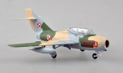 EASY MODEL 1/72 MIG-15UTI Polish Air Force Warcraft Aircraft Plane Model 37139 - Image 1 of 4
