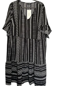 Vestido Bloomchic Negro Blanco Estampado Tribal Hasta la Rodilla Talla 22/24 Nuevo con Etiquetas - Imagen 1 de 8