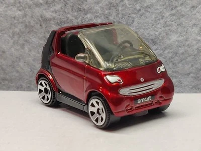 Matchbox Vintage Red 2001 Smart Fortwo Coupe 1/64 Scale Diecast - Mint Condition - Image 1 of 4