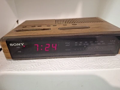 Винтажный Sony будильник радио Dream машина ICF-C400 деревянная отделка проверенная работа  - Изображение 1 из 4