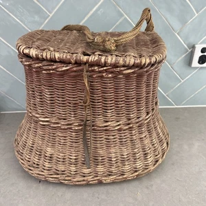 Vintage Wicker Fishing Creel Basket Wood Fish Ornament Rustic Fishing Basket - Picture 1 of 15