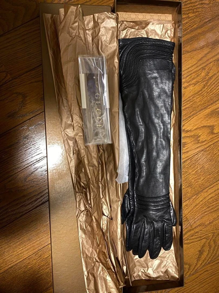GUCCI Guantes Largos de Gamuza Negros Talla 7 Caja Incluida Para Mujer Hechos en Italia Auténticos Foto 1 de 3
