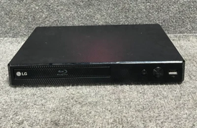 Reproductor de discos Blu-ray/DVD en red LG BPM25 USB HDMI con servicios de transmisión por cable Foto 1 de 4
